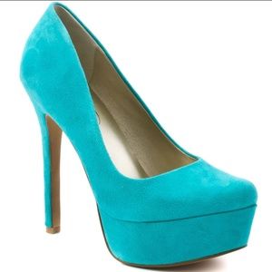Suede pumps